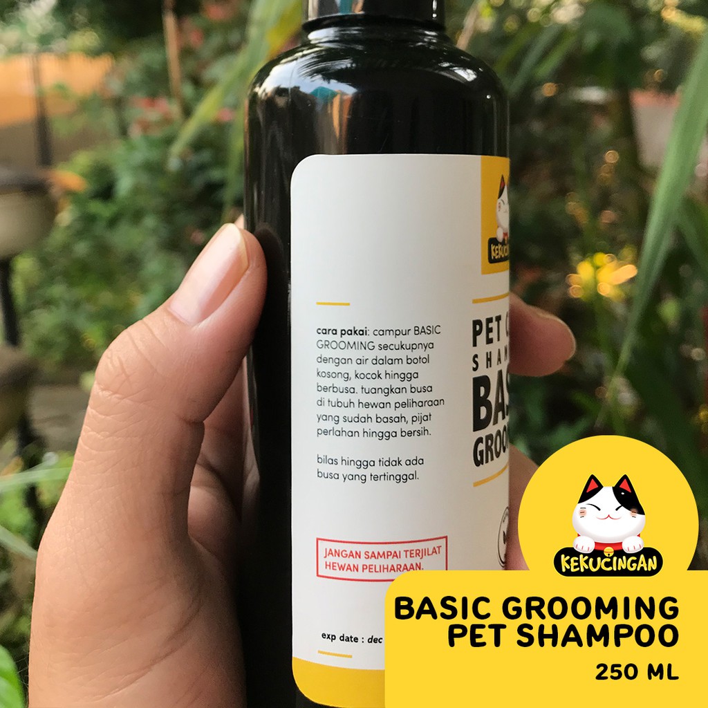 Basic Grooming Shampoo Kucing Anjing Kitten Harian