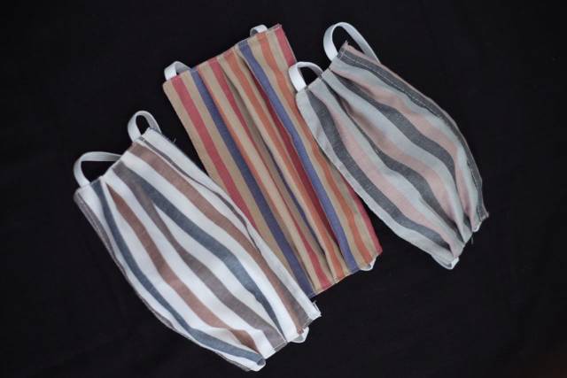 Masker kain katun stripe