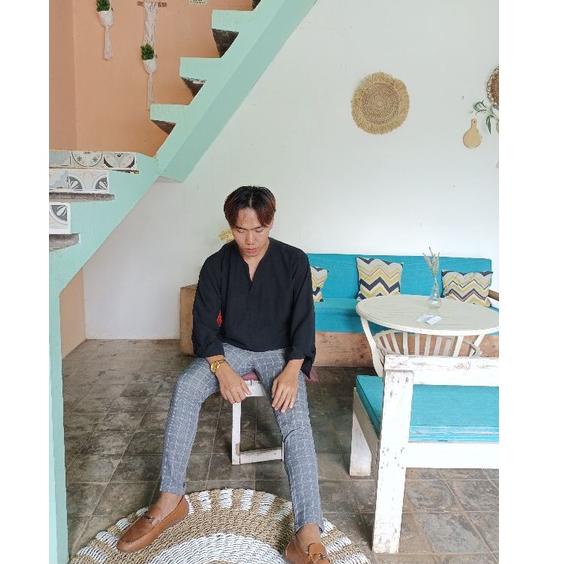 {LMG.26Au22ᴮ} Kemeja polos hitam, kemeja polos putih korea, kemeja korea polos, kemeja hitam korea, 