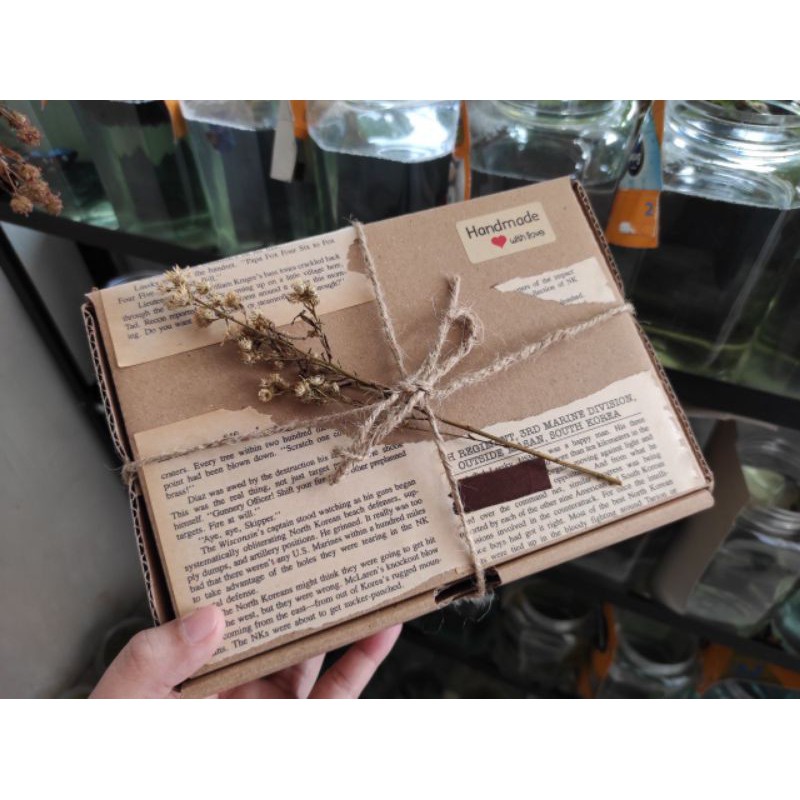 

HAMPERS BOX GIFT BOX VINTAGE