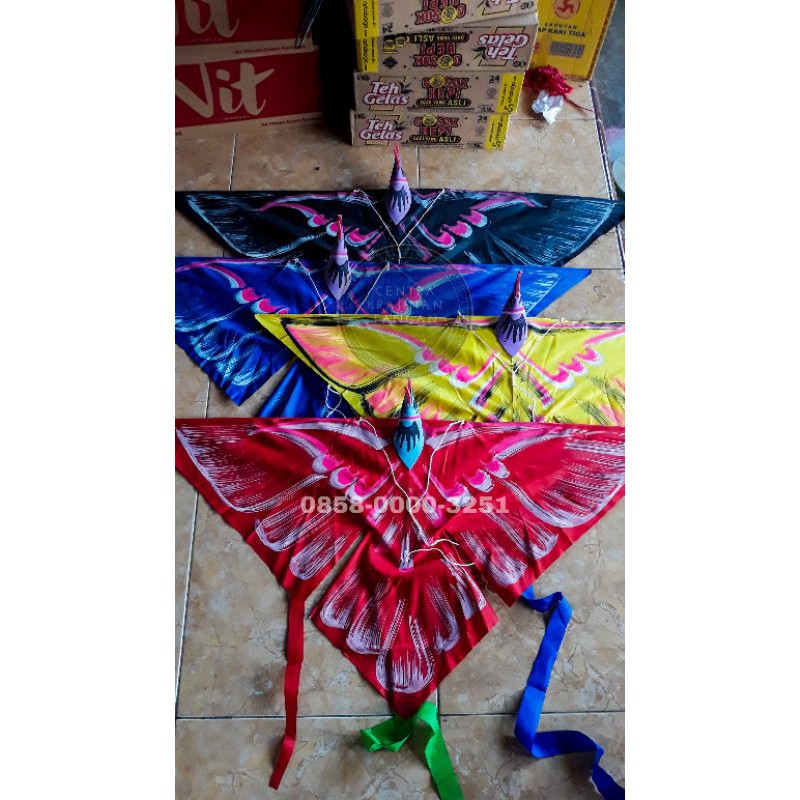 Layangan Lipat Karakter Burung