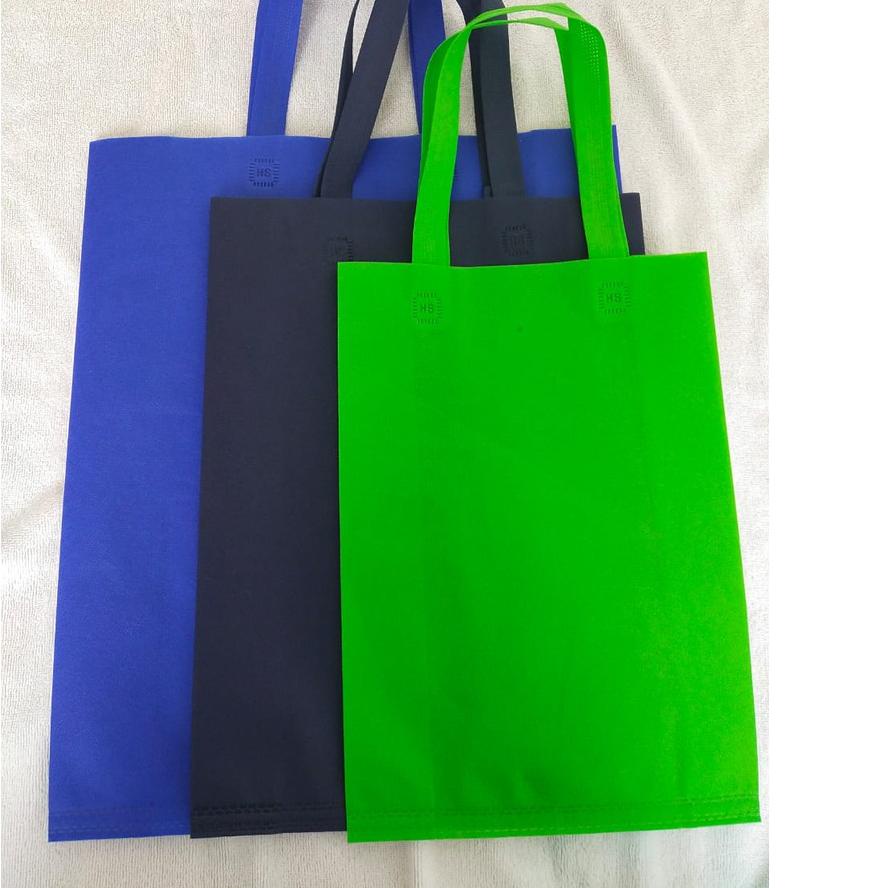 

✤ TAS BOX BAG/ TAS KAIN SPUNBOND/ GOODIE BAG/ TAS BOX BAG 30x40 ۞