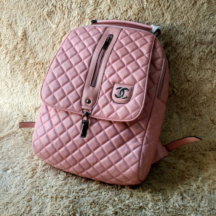 Terbaru Tas Ransel Wanita Branded Chanel Resleting Tengah Warna Peach Pink