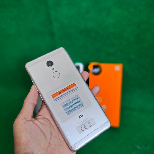 Jual REDMI 5 RAM 3/32GB SECOND Murah