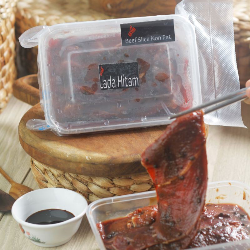 

Beef Slice Less Fat Marinate Lada Hitam 500 gram