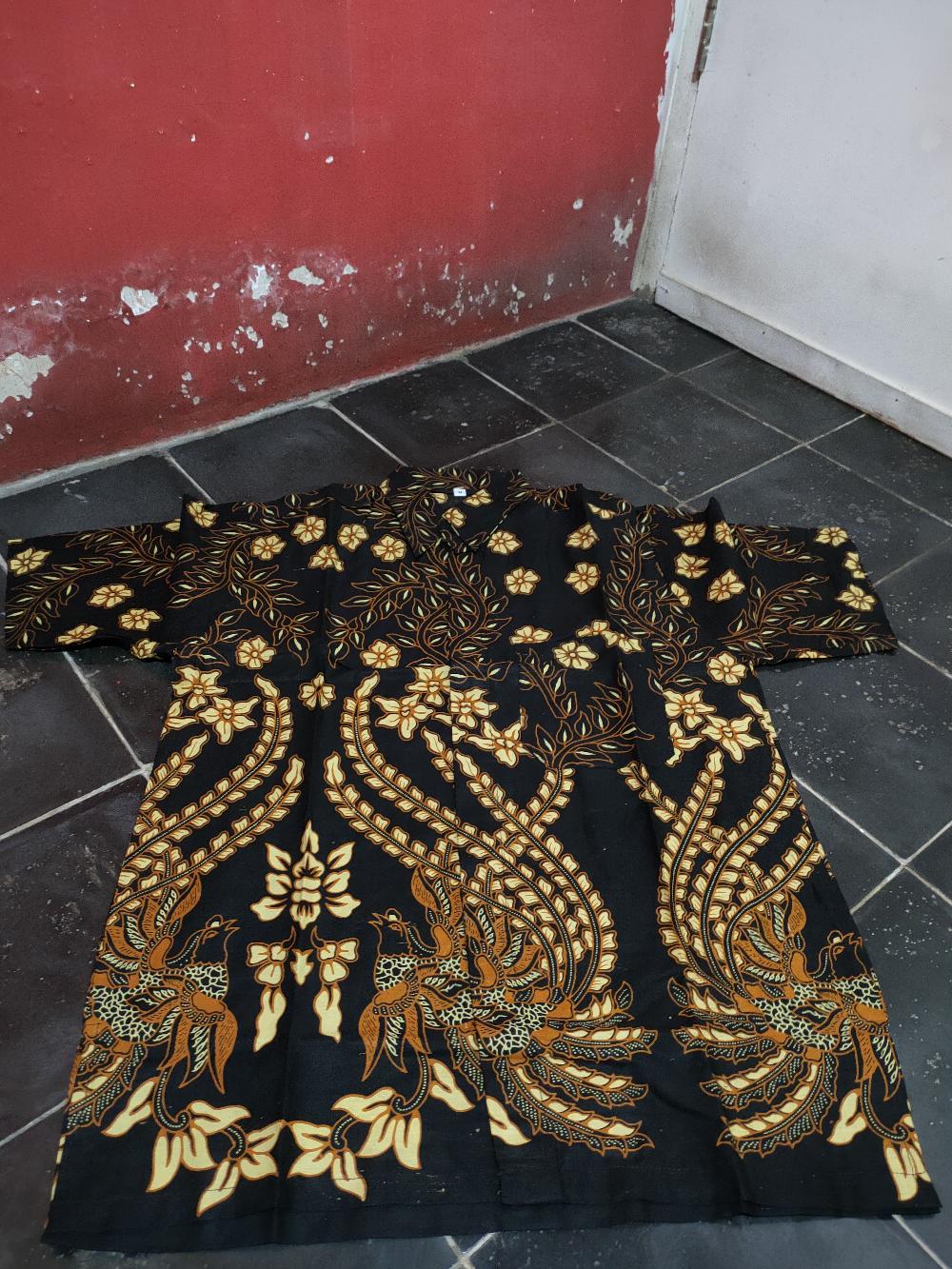 Hem Kemeja Batik Pria