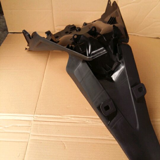 Spakbor Belakang Vario 125