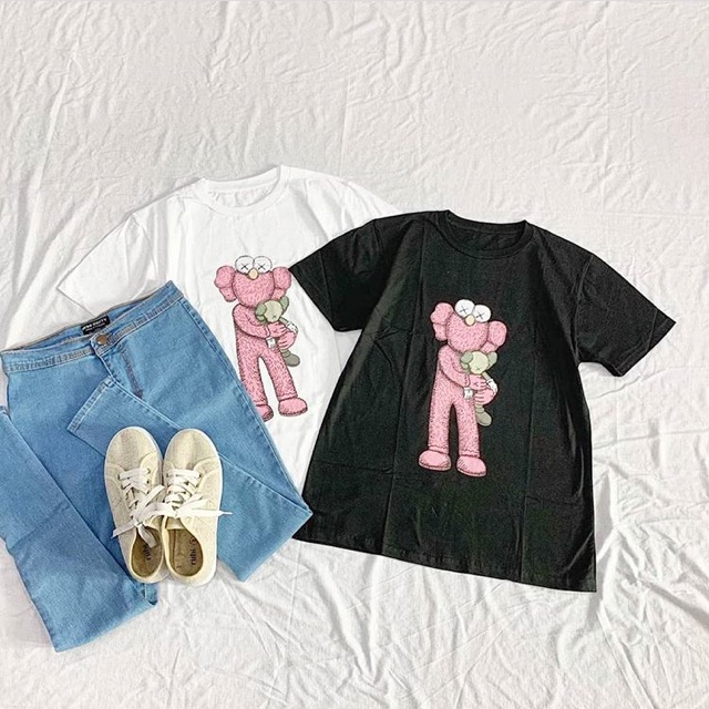 Kaws Tshirt/ Kaos Kaws