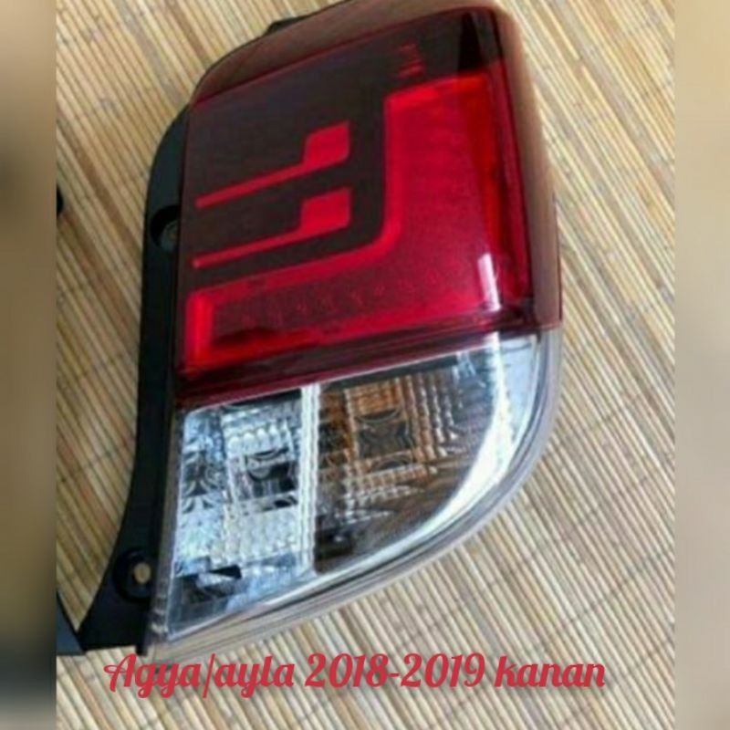 stoplamp lampu belakang agya/ ayla 2017-2018 kanan
