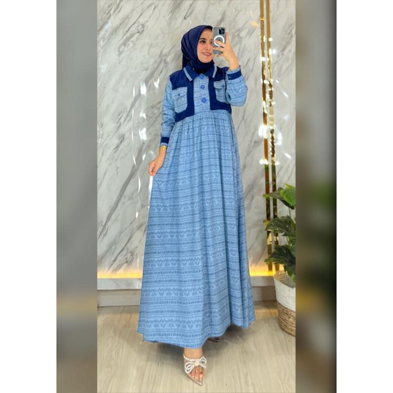 Kirania Midi Dress
