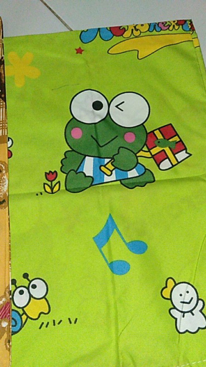 Sarung Bantal Dan Guling Karakter Lucu
