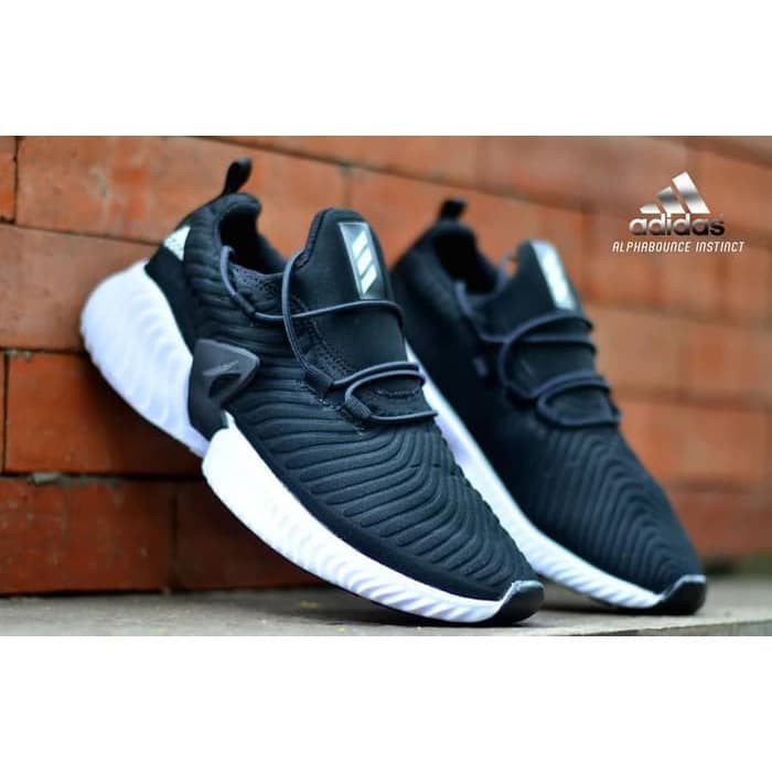 Promo sepatu pria running adidas terrex / sepatu sneakers casual best seller Terlaris