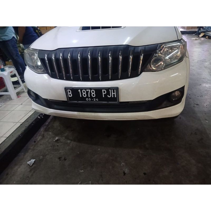 Grill fortuner Tahun 2012