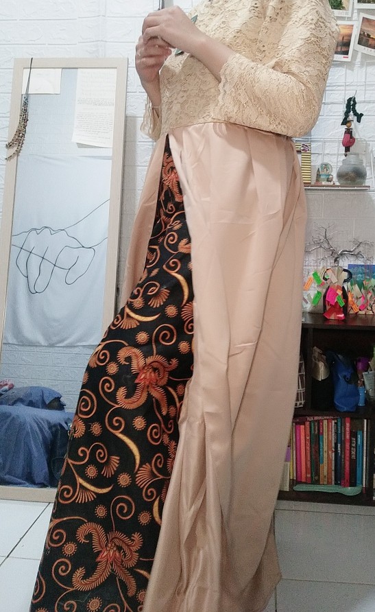 Maura Couple - Sania Ruffle Batik Couple Ori Ndoro Jowi Dnt Garansi Termurah Shopee - Sarwendah