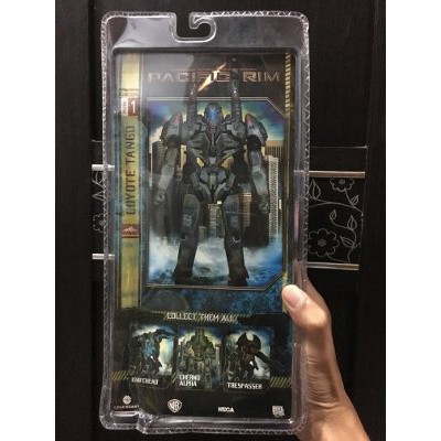 Pacific Rim Jaegar Coyote Tango Bagus