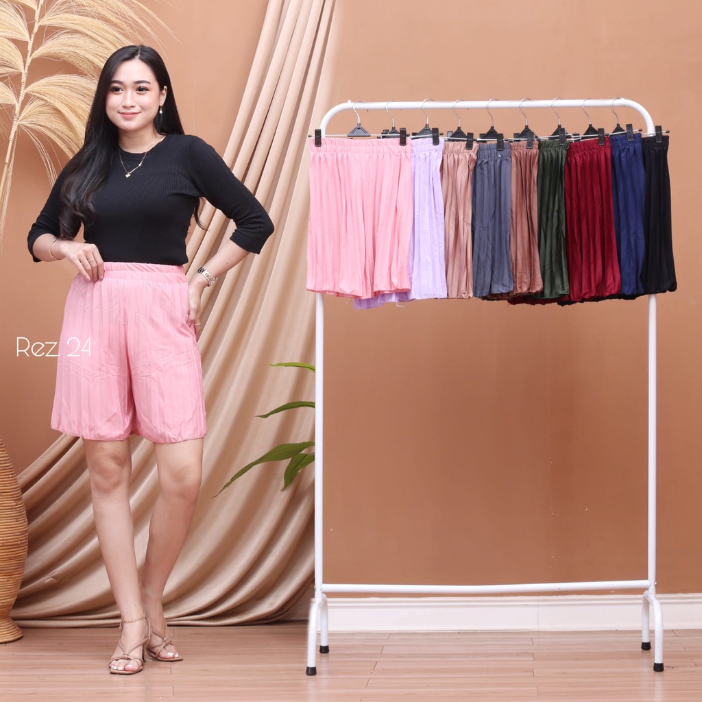 HOTPANT PLISKET PENDEK | CELANA PENDEK PLISKET FIT 70 KG