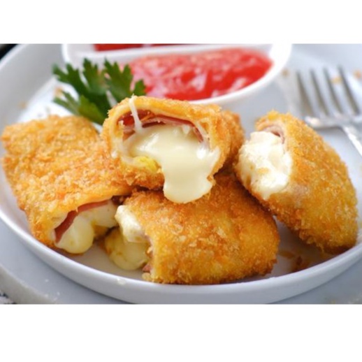 Risoles AQA isi 8 / Risol Smoked Beef Mayo