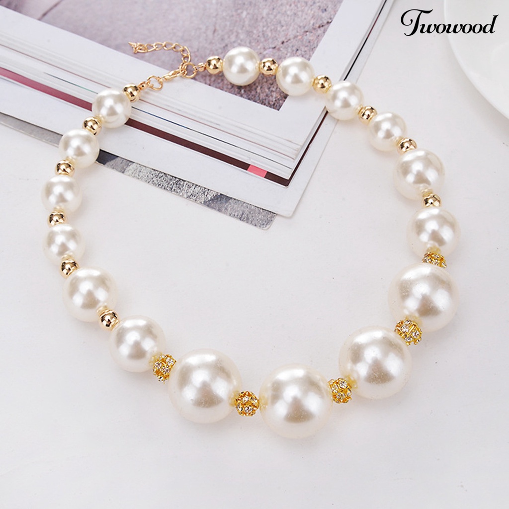 Twowood Faux Pearl Rhinestone Women Necklace Alloy Round Short Type Necklace for Valentine Day