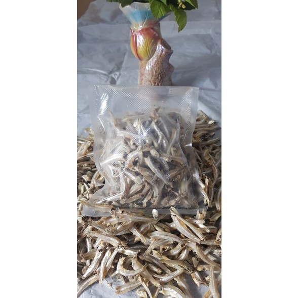 

TERI JENGKI 100 gram Berkualitas / Berkah Bahari Ikan Asin Ikan Teri / High Quality Salted Fish - Anchovies