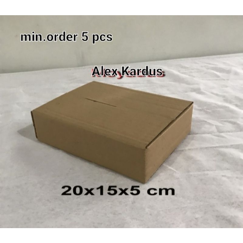 

Kardus / box / 20x15x5 cm / karton packing polos baru ST