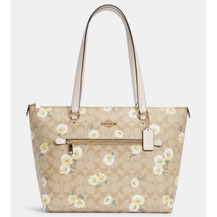 Coach Gallery Tote In Signature Canvas With Daisy Print (C3252)