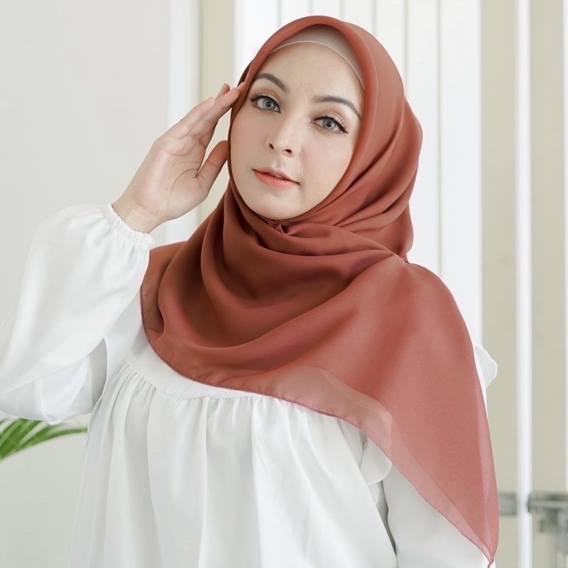 HIJAB BELLA SQUARE / HIJAB POLYCATTON-Wallnut