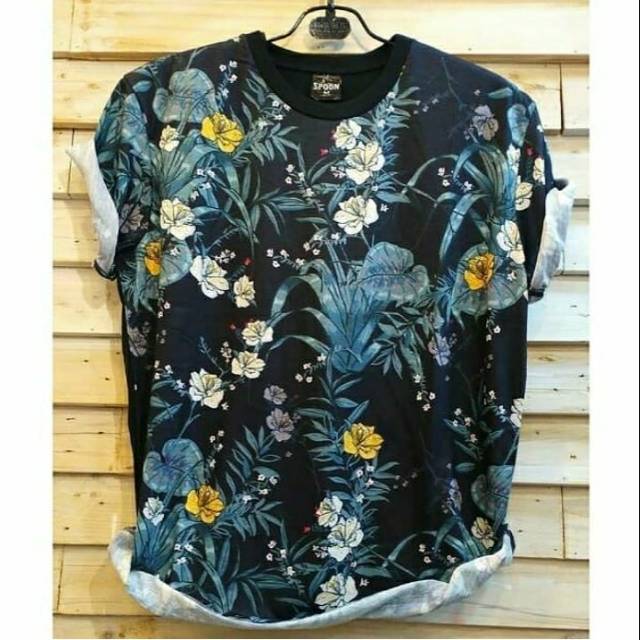 Kaos pria blue leaf flower