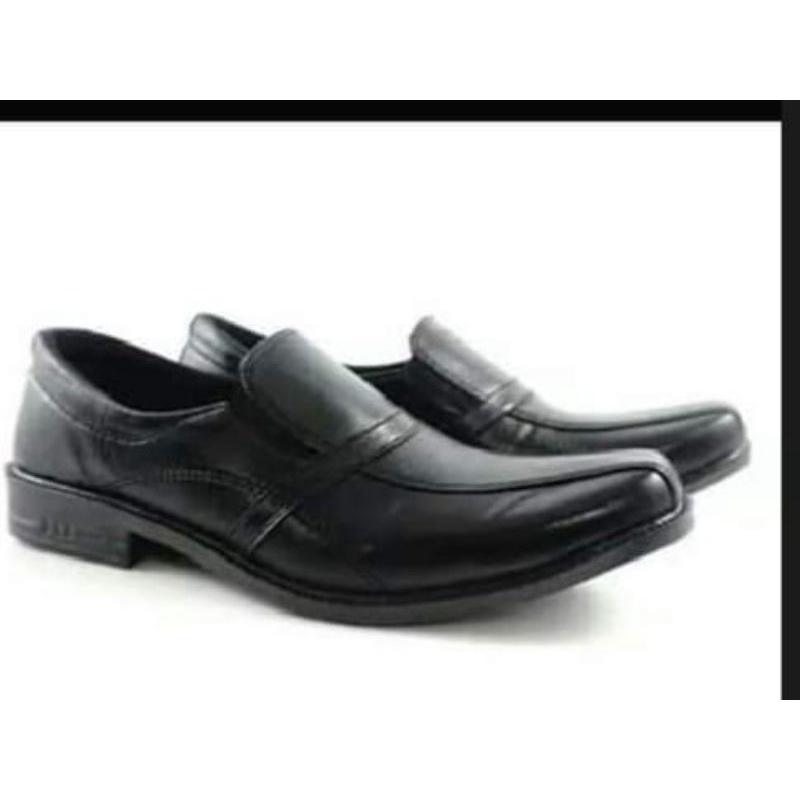 sepatu fantofel /sepatu terlaris /pantofel hitam /sepatu pesta /sepatu formal/sepatu kantor/sepatu resmi/sepatu kickres/pantofel murah