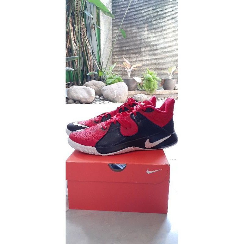 Nike Fly by Mid