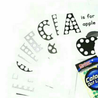 

Mainan Montessori Menempel Stiker Dot (Stiker Bulat) + Printable Alphabet A-Z