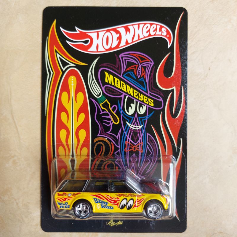 Hot Wheels 2019 Japan Convention - 71 Datsun 510 Wagon Mooneyes
