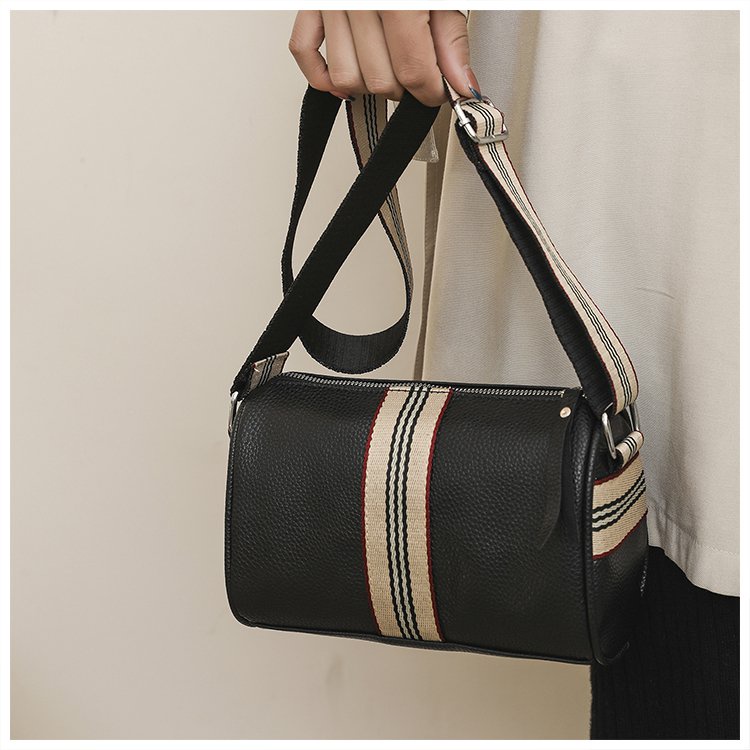 ( 2PC 1KG ) GTBI998878018 New Arrival  !!!  Tas Selempang Wanita Import  Premium Terbaru