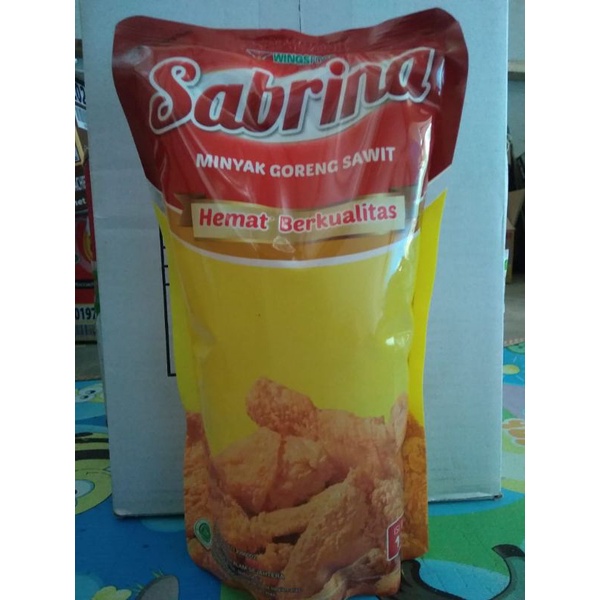 

Minyak goreng sabrina 1L