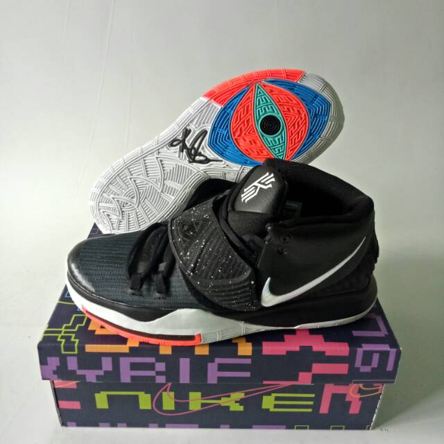 SEPATU COWOK DAN PRIA NIKE KYRIE 6 BLACK WHITE ORANGE
