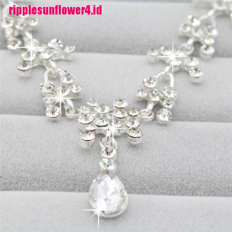 Kalung Anting Kristal Berlian Imitasi Warna Silver