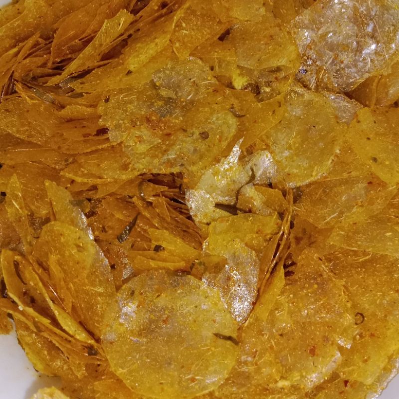 

Kripca (keripik kaca) pedes daun jeruk [LAMPUNG]