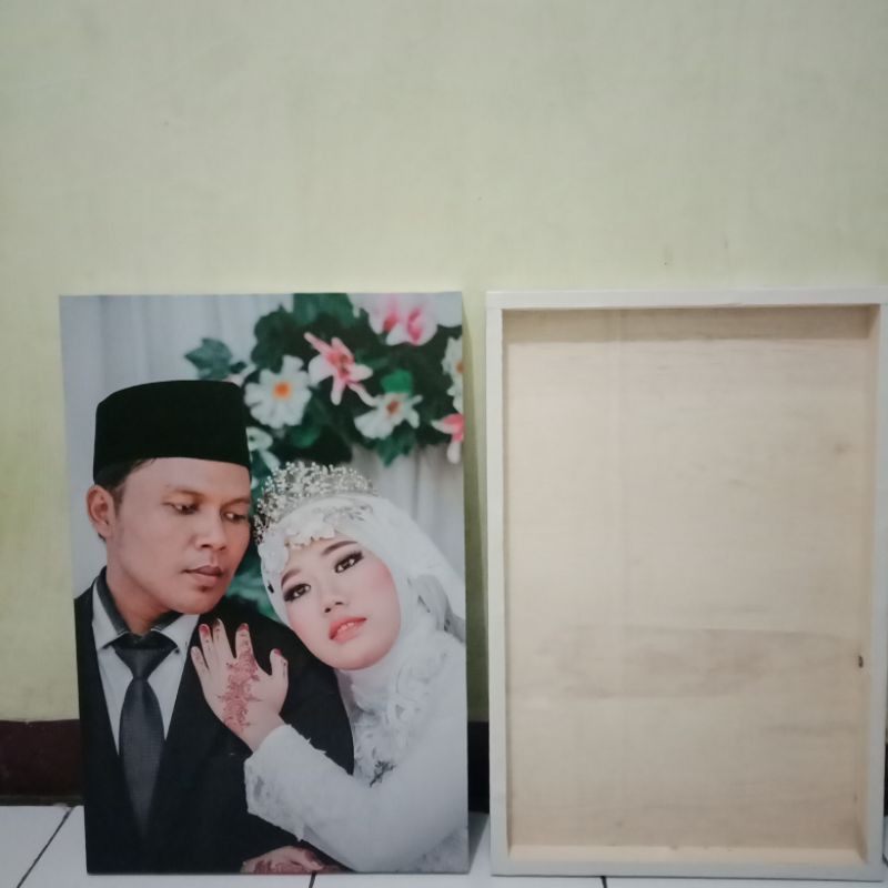 cetak foto canvas + spanram 50x50