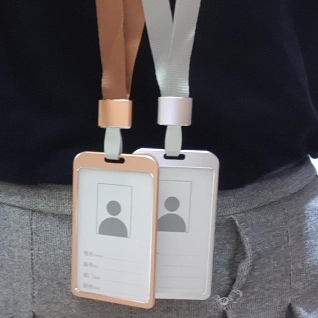 

Update Tempat ID Card Idcard kartu nama Holder Casing Alumunium seller 1 set + tali ,,