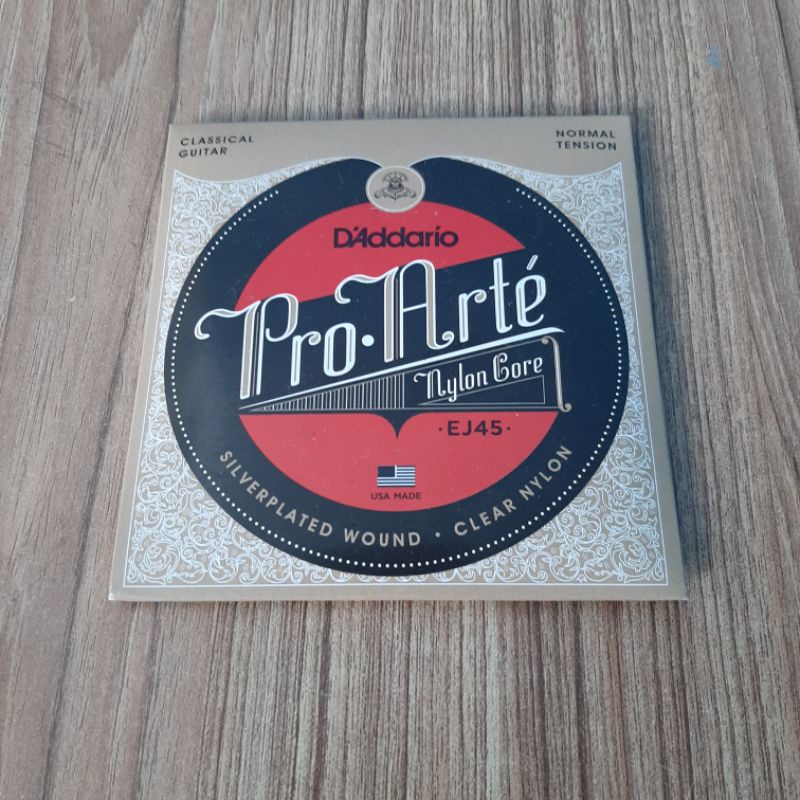 Senar Gitar Clasik Daddario Clear Nylon