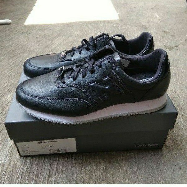 New Balance Comp 100 leather