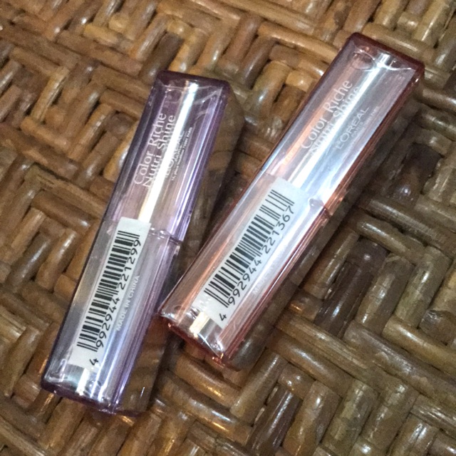 

Loreal Color Riche Nutri Shine