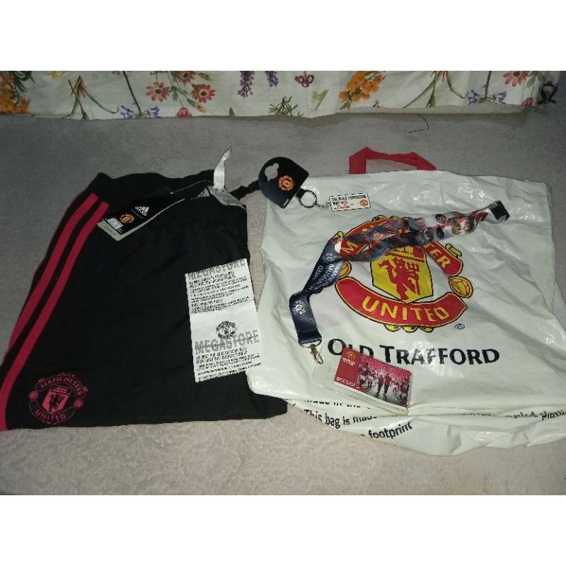 celana training adidas ori official MU store