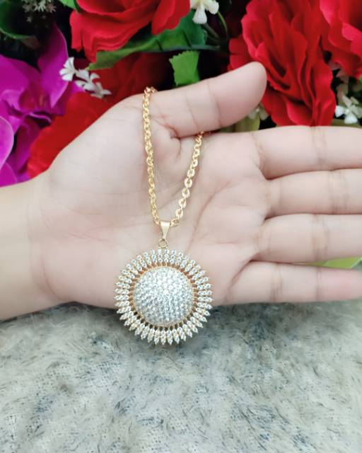 Xuping Kalung dan liontin Mata Hari