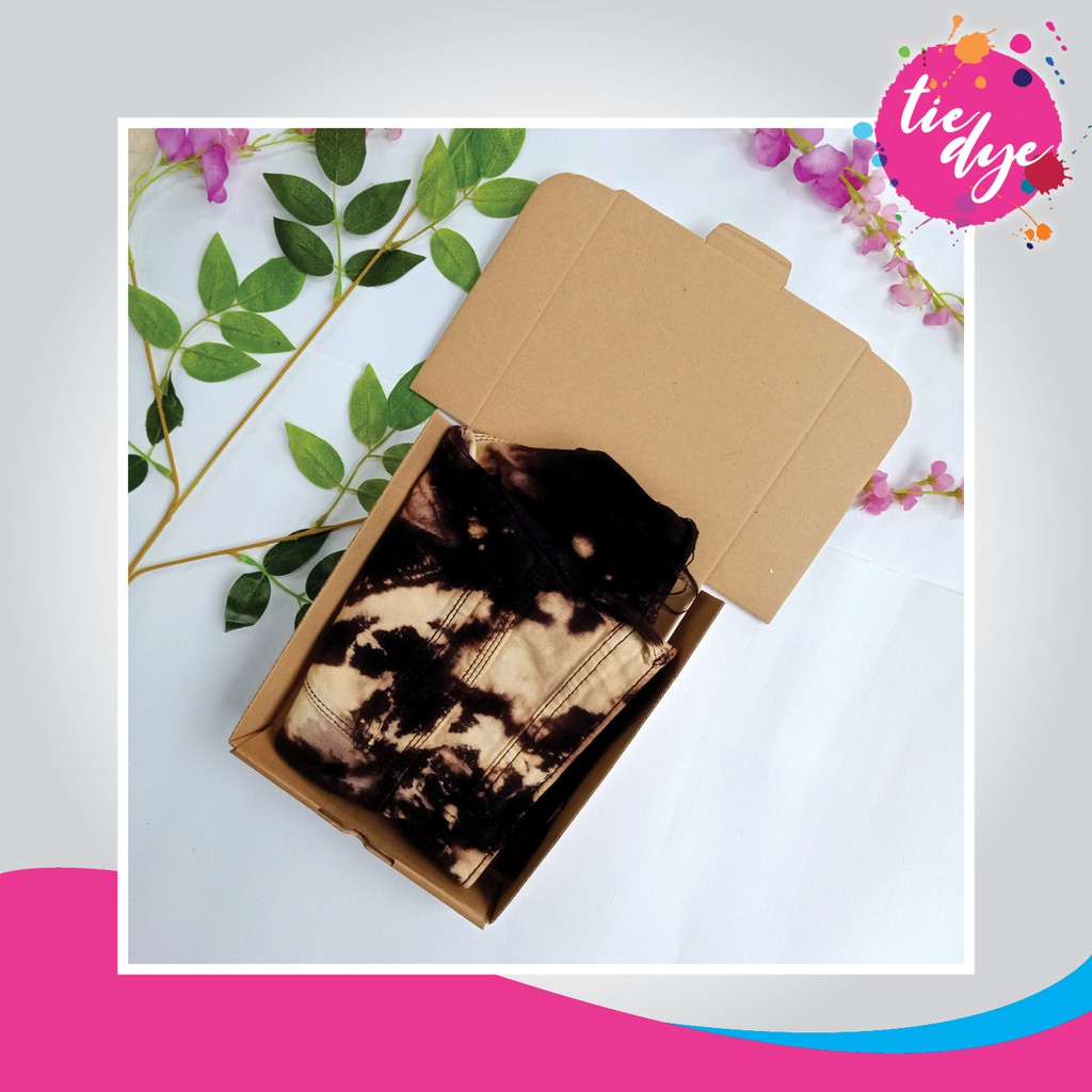 Celana Pendek Jeans Rawis Tie Dye Hitam