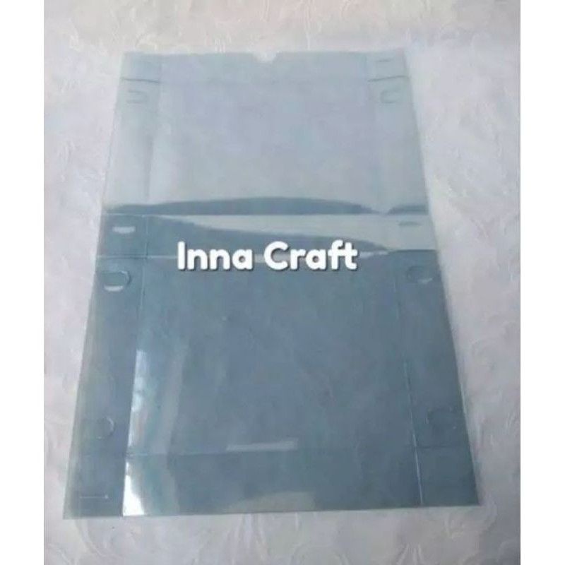 

Kotak Mika Souvenir 10 X 10 X 3 cm
