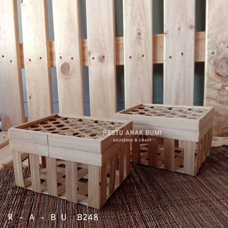 

Promo (B248) Kotak Truntum Polos|Wadah Parsel|Kotak Hampers|Tempat Kosmetik|Hantaran|Saji|Penyimpanan | Hantaran | Lamaran | Keranjang | Parcel | Wadah Kue Kering | Tempat Buah | Anyaman Bambu | Kue Kering | Snack