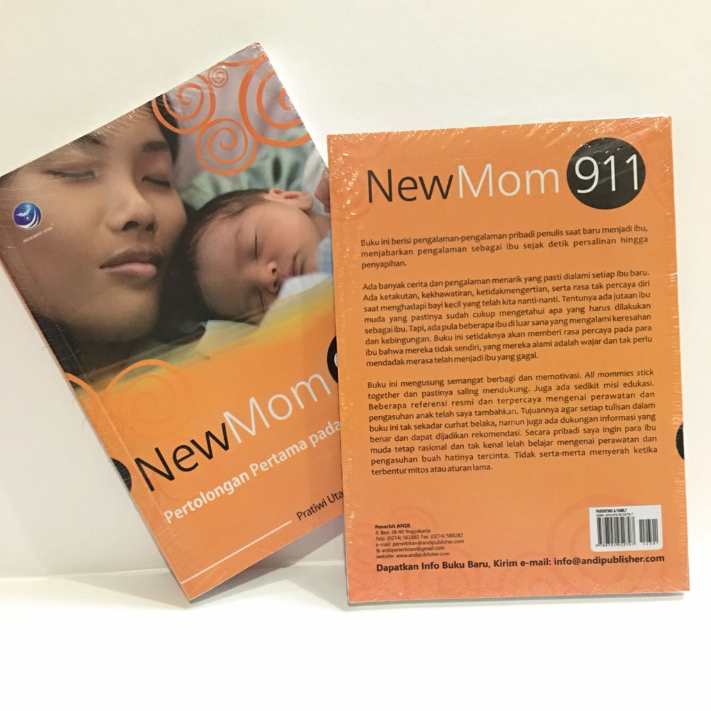 Buku New Mom 911 Pertolongan Pertama pada Mama Baru