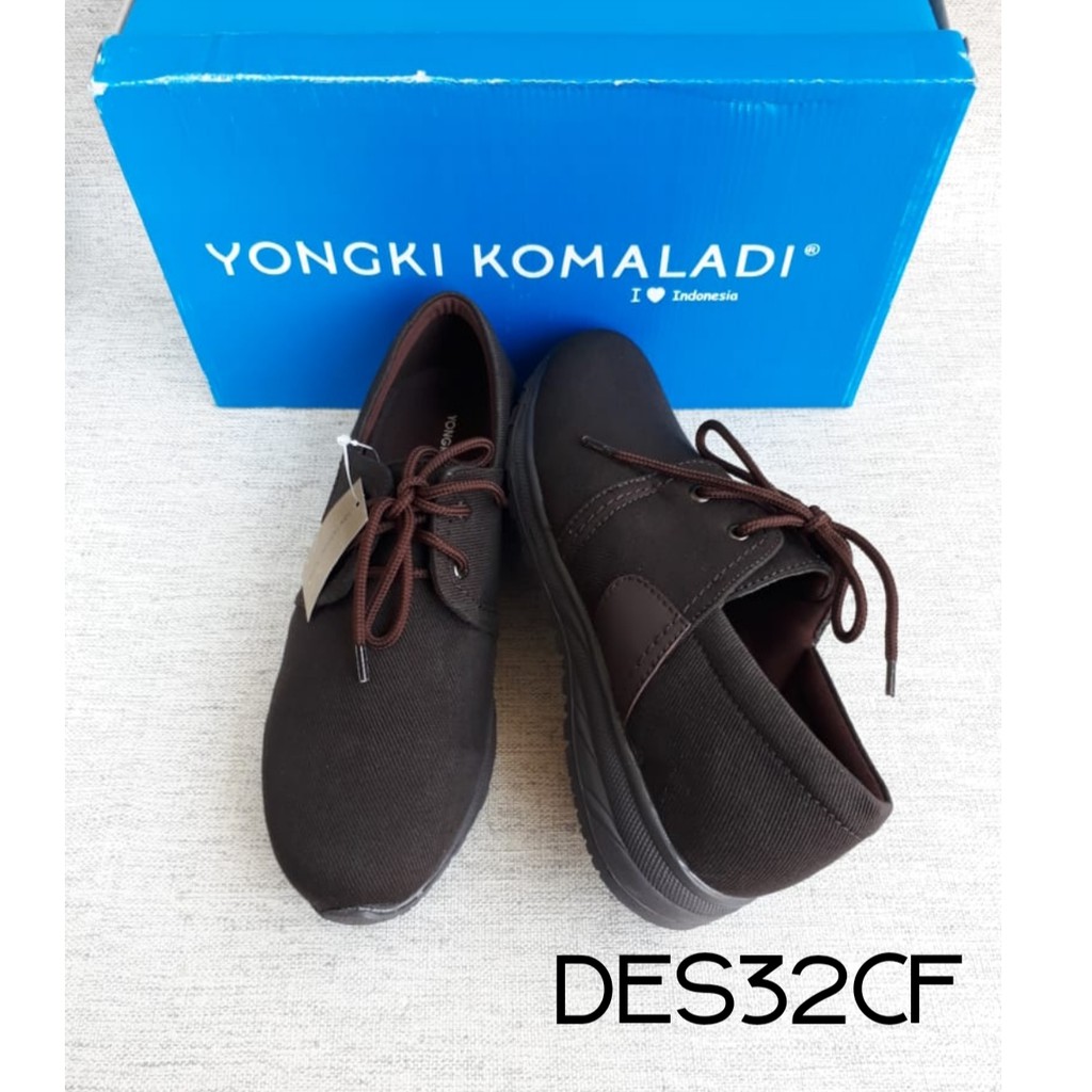 Sepatu Sneaker Pria Tali DES32 Brand MATAHARI Yongki Komaladi