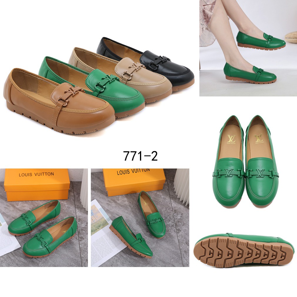 Leather Logo Buckle Flat Shoes 771-2