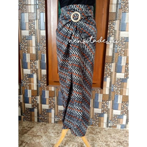 Rok Lilit Batik / Bawahan Kebaya - Motif Parang Hitam